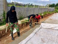 Satgas TMMD 123 Tigaraksa Lepas Bekisting Secara Bertahap