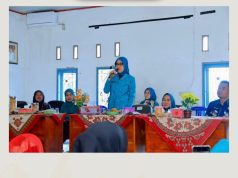 Berkat Peduli, Ketua PKK Tulang Bawang Bagikan Bansos Kepada Warga